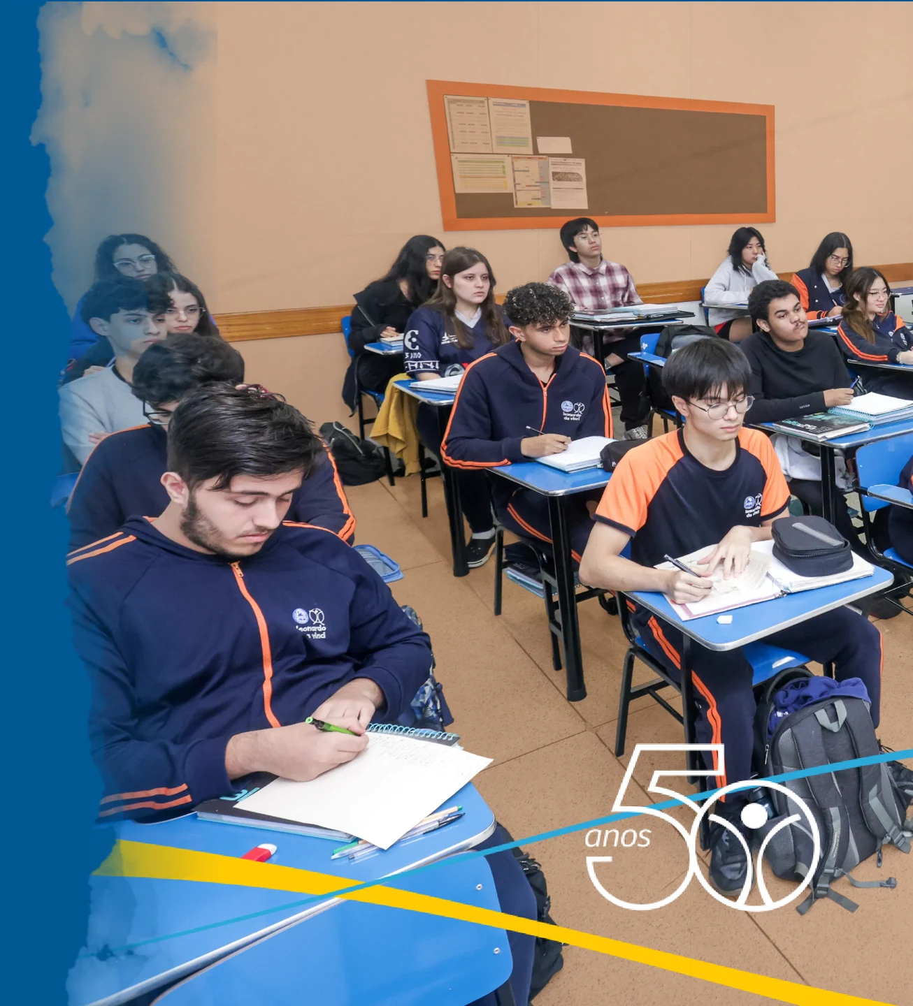 Alunos do Ensino Médio do Colégio Leonardo da Vinci